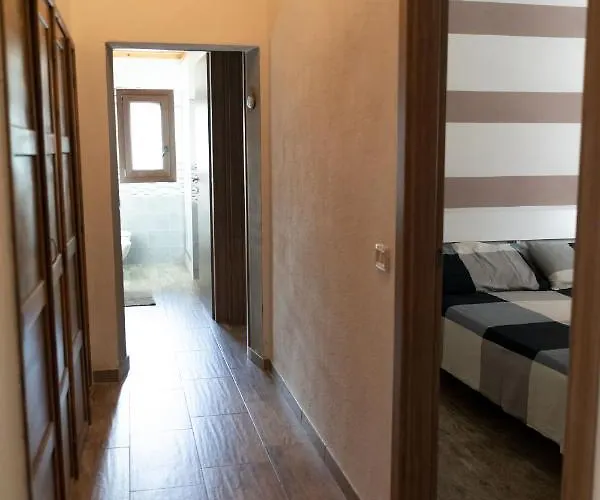 Апартаменты - Il Gelso Камиза